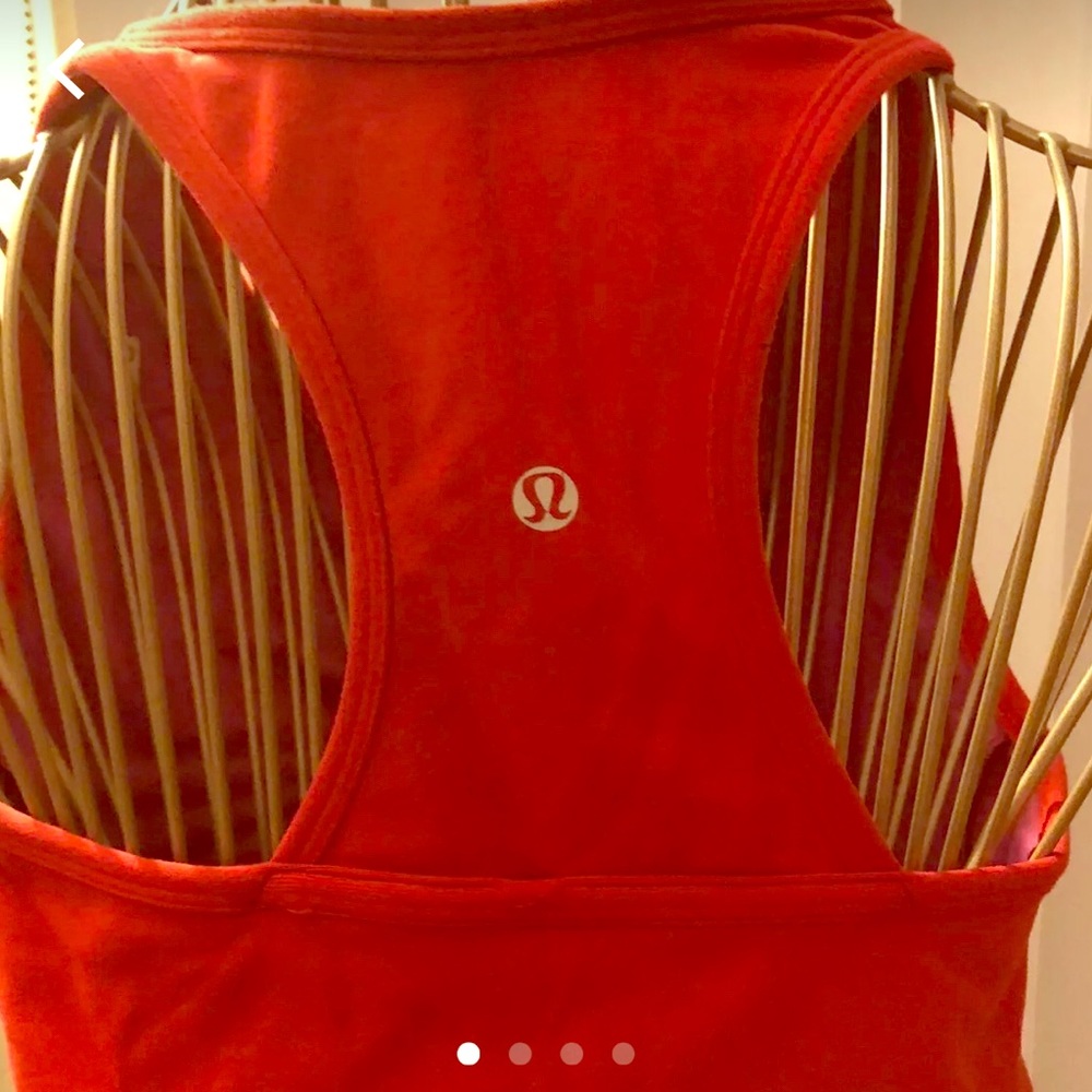 Lululemon comfortable Red Athletic top